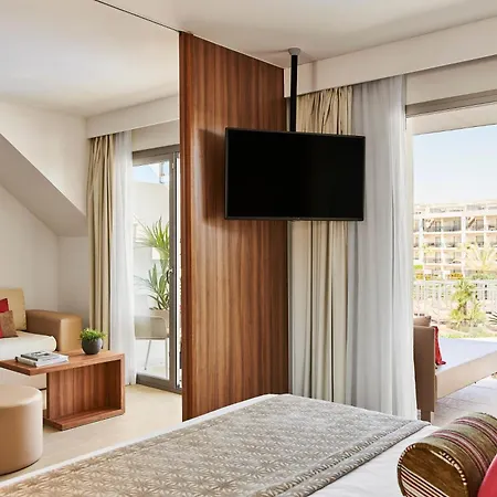Aparthotel Zafiro Palace Alcudia 5*