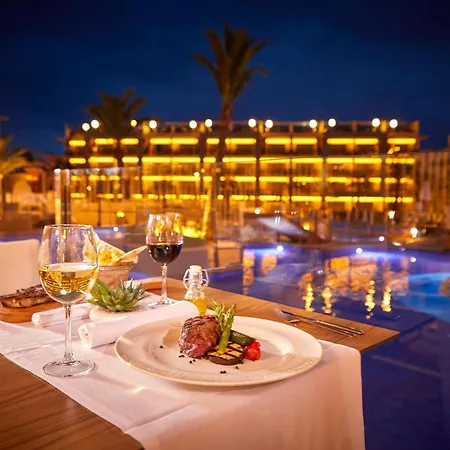 Aparthotel Zafiro Palace Alcudia 5*